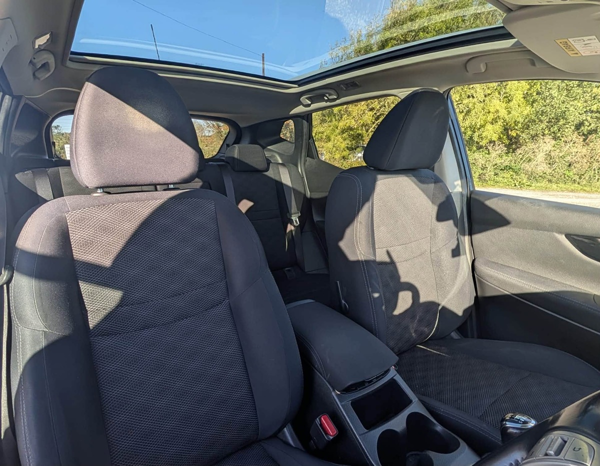 								Nissan Qashqai N-Tec+ full									
