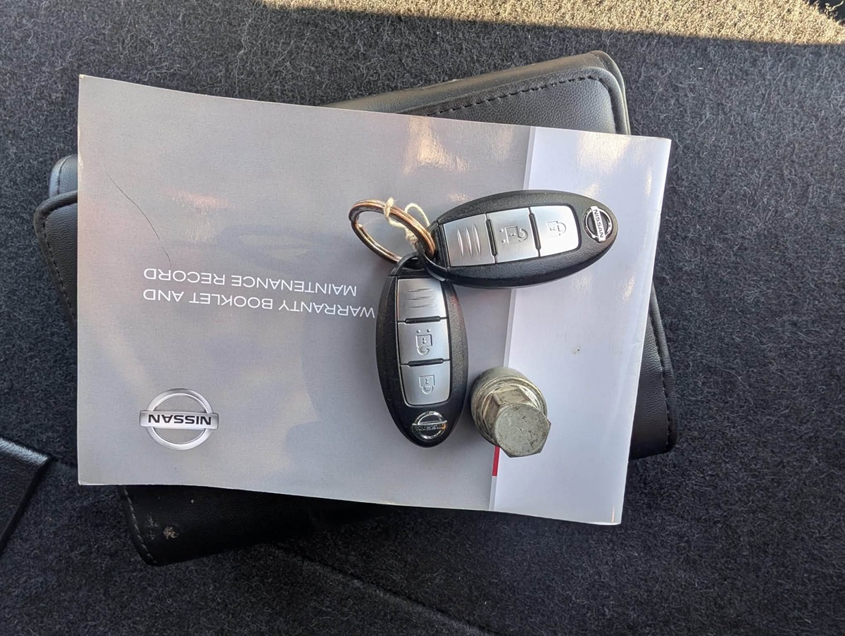 								Nissan Qashqai N-Tec+ full									