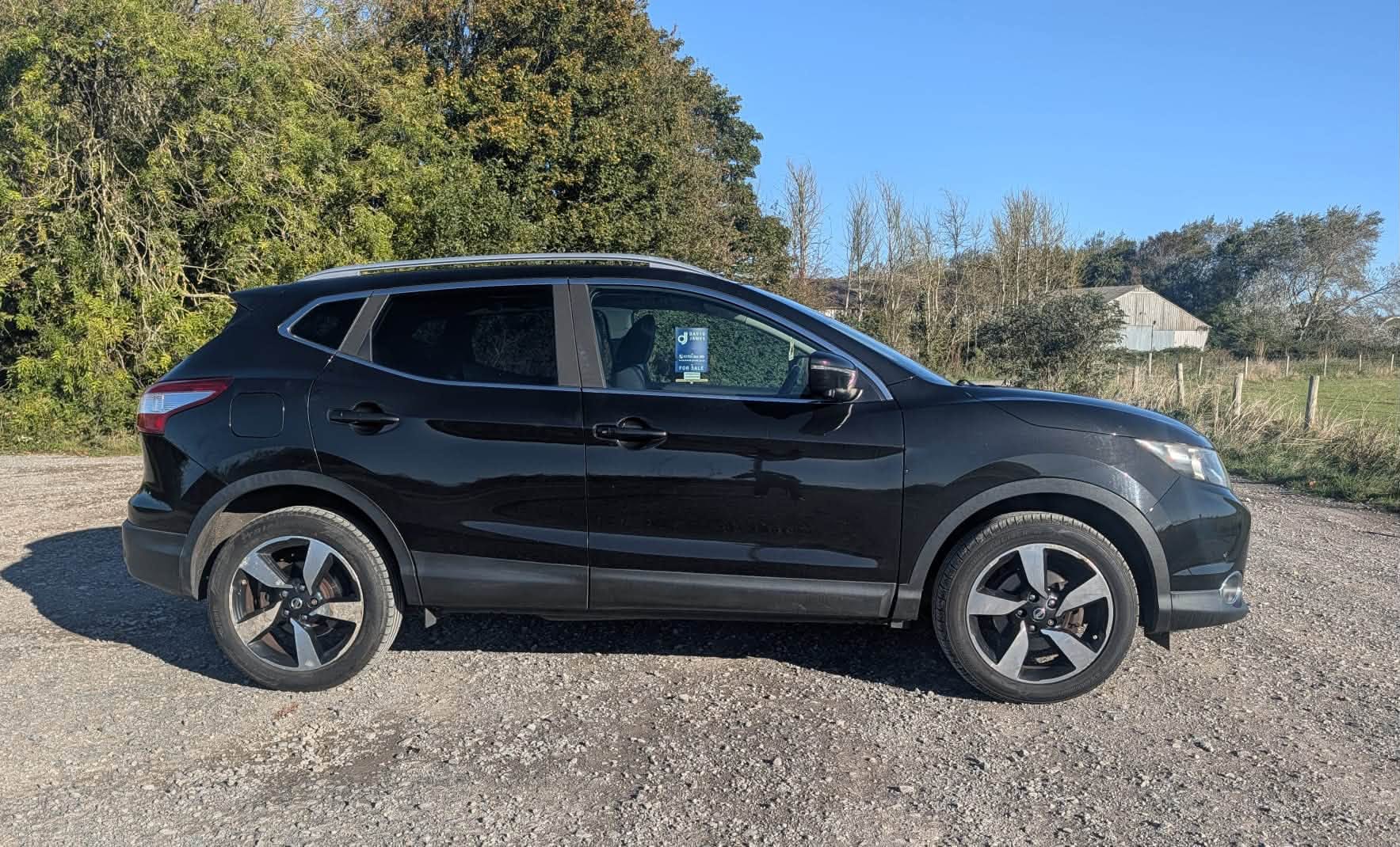 								Nissan Qashqai N-Tec+ full									