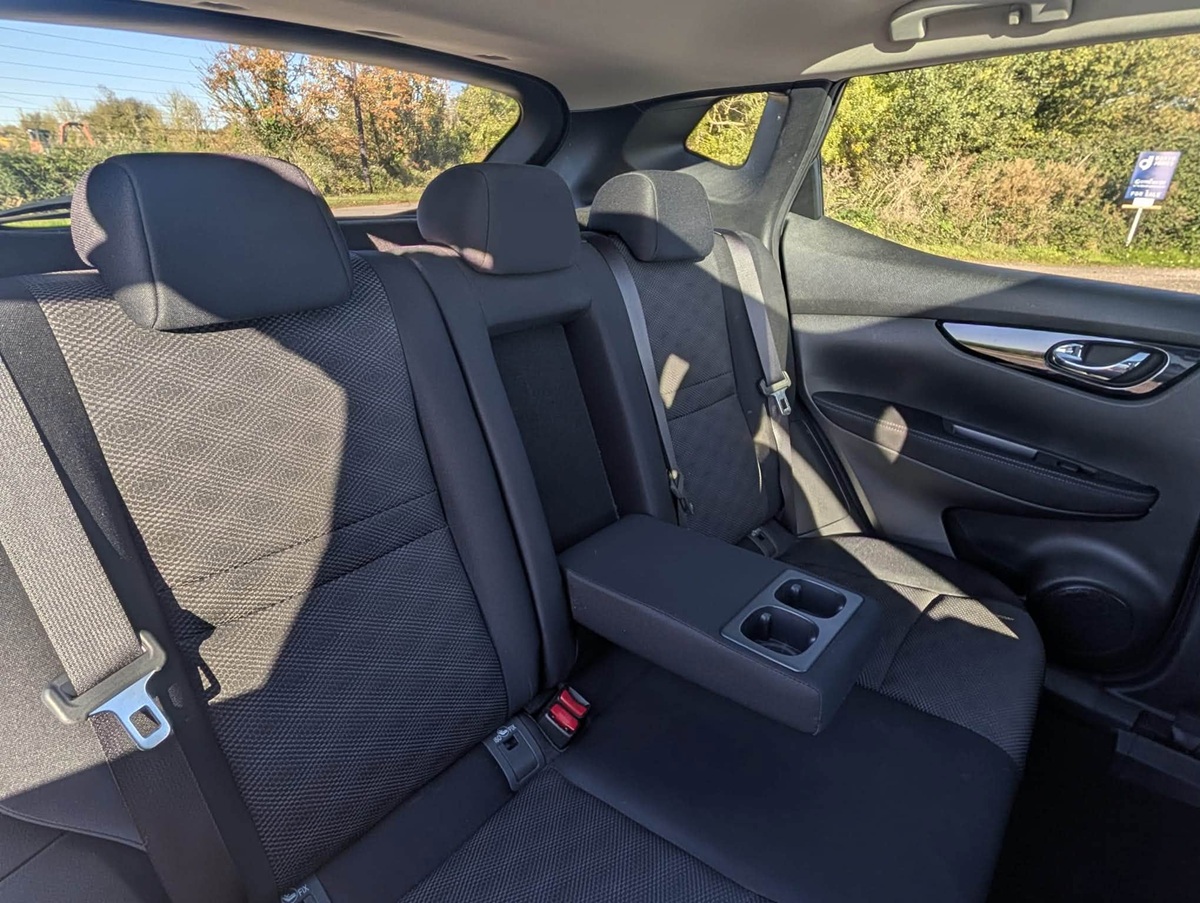 								Nissan Qashqai N-Tec+ full									